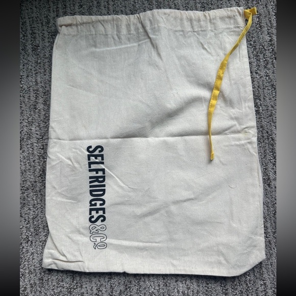 Makeup bag & refill bottles - Picture 8 of 8